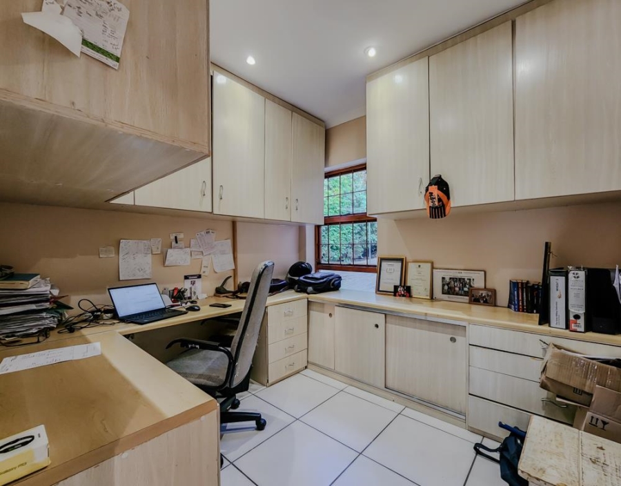 4 Bedroom Property for Sale in Protea Valley Western Cape